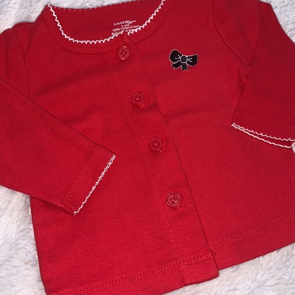 Red blouse (3 for $10) - Picture 2 of 3